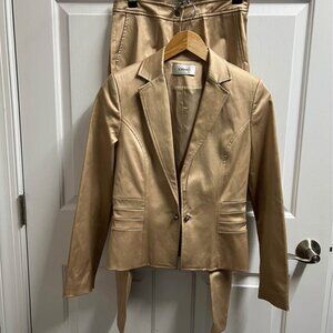 Women’s SOPRANO beige tan jacket pants suits size 2